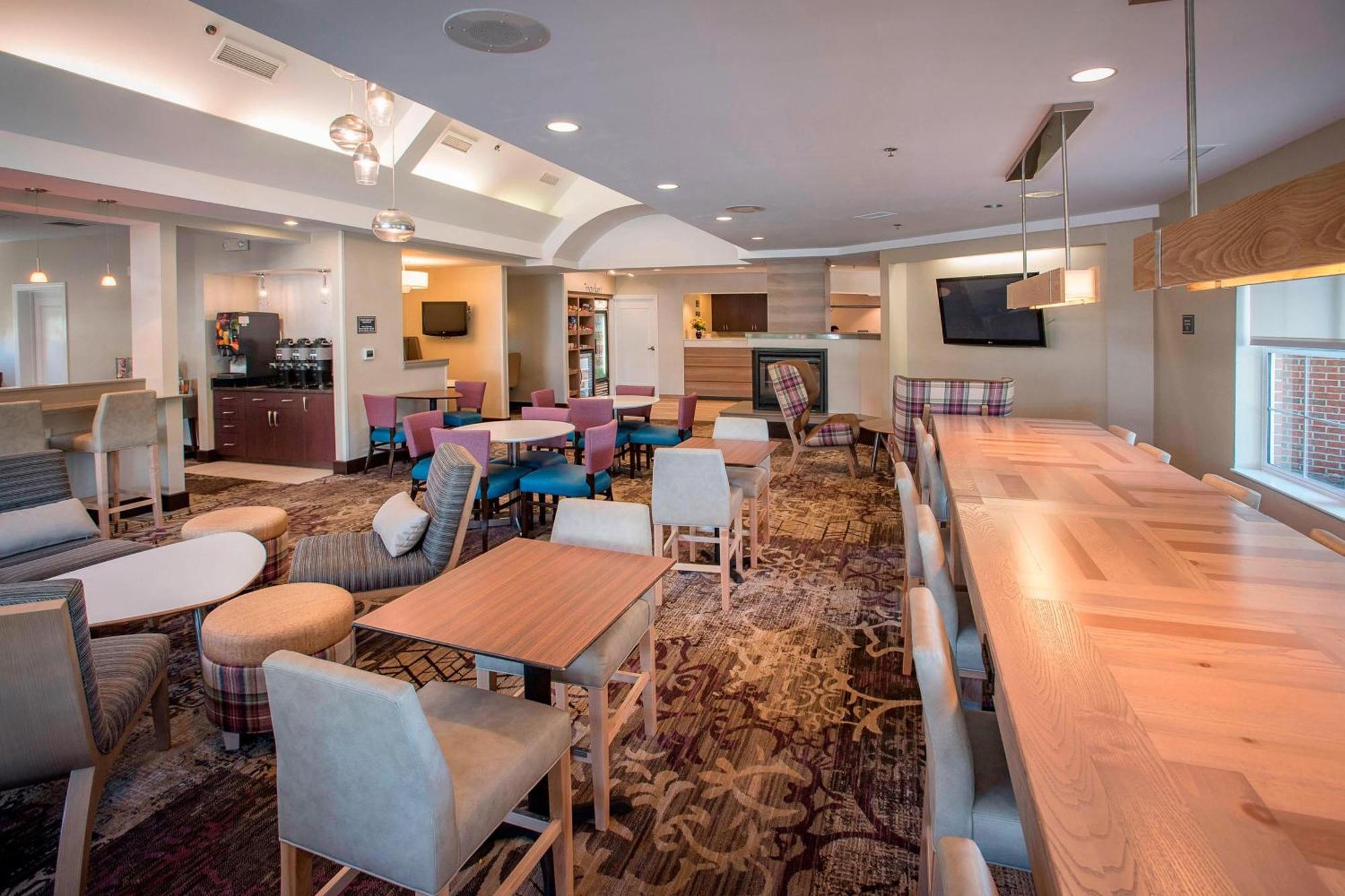 Residence Inn By Marriott Pensacola Downtown Bagian luar foto